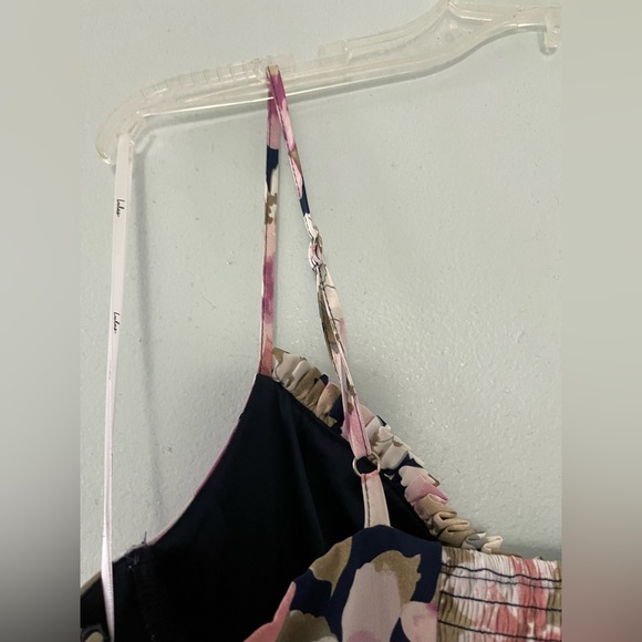 Lulus ruffled floral dress - Picture 8 of 10